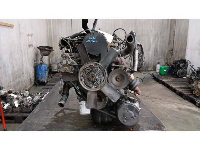 MOTOR CON ACCESORIOS Y CAJA DE CAMBIOS OPEL OMEGA 1989