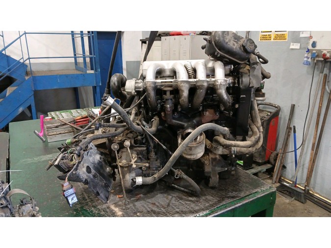 MOTOR CON ACCESORIOS Y CAJA DE CAMBIOS PEUGEOT 306 1998