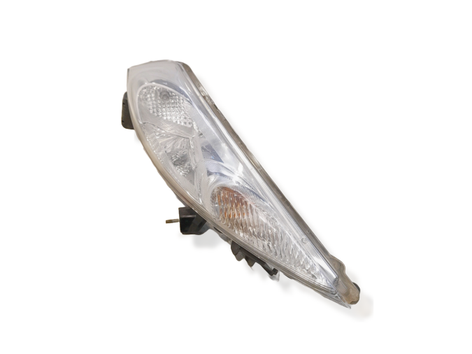 FARO DERECHO NISSAN JUKE 2010