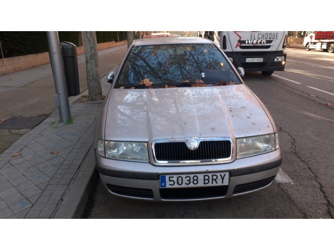 Autorradio SKODA OCTAVIA 2002