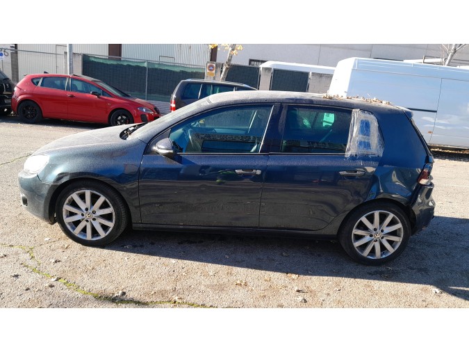 APOYACAB.DL.D.C/TAP. VOLKSWAGEN GOLF 2009
