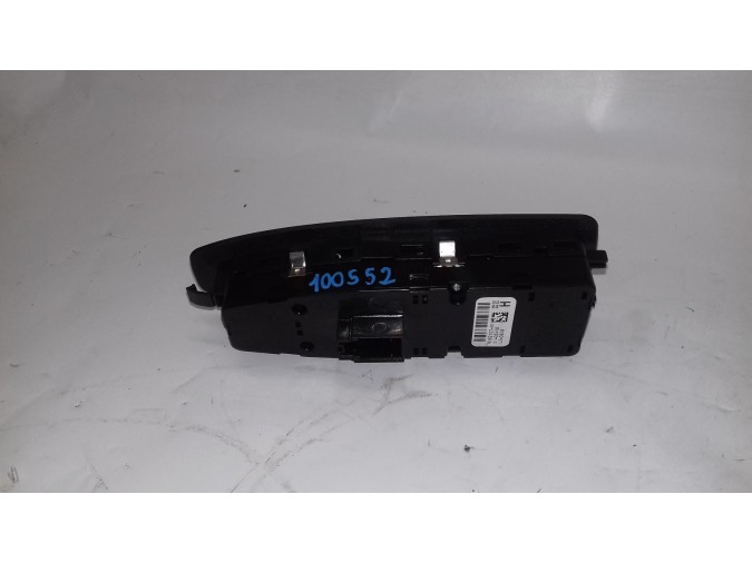 MANDO ELEVALUNAS DELANTERO IZQUIERDO BMW SERIE 3 2016