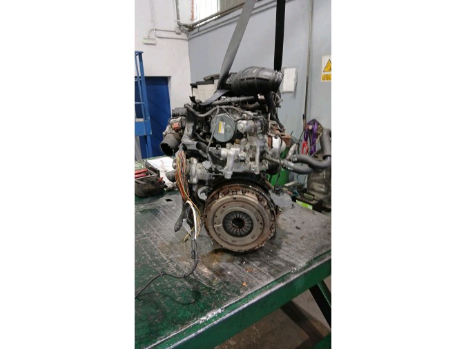 Motor KIA SORENTO 2011