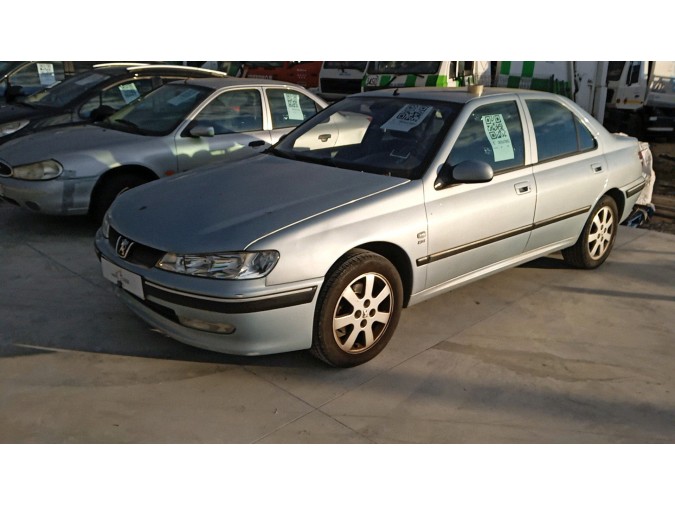 PARAGOLPES TRASERO PEUGEOT 406 2004