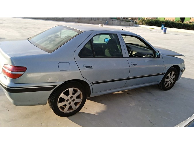 PARAGOLPES TRASERO PEUGEOT 406 2004