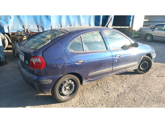 Autorradio RENAULT MÉGANE 2001