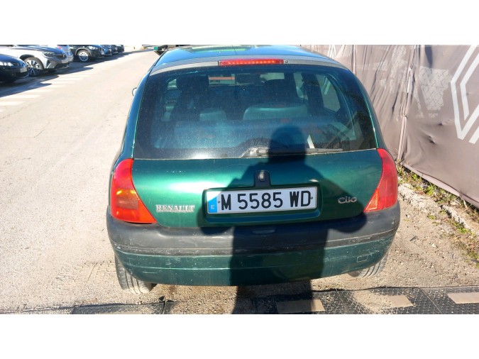 ALETA DELANTERA IZQUIERDA RENAULT CLIO 1998