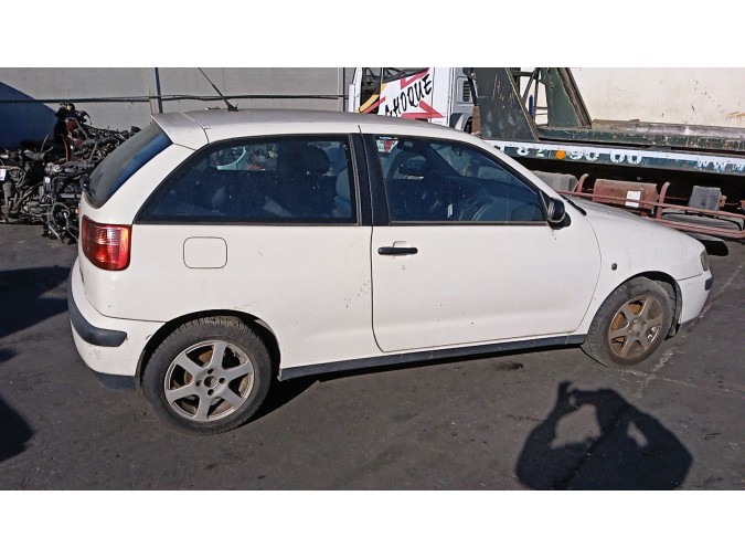Autorradio SEAT IBIZA 2000