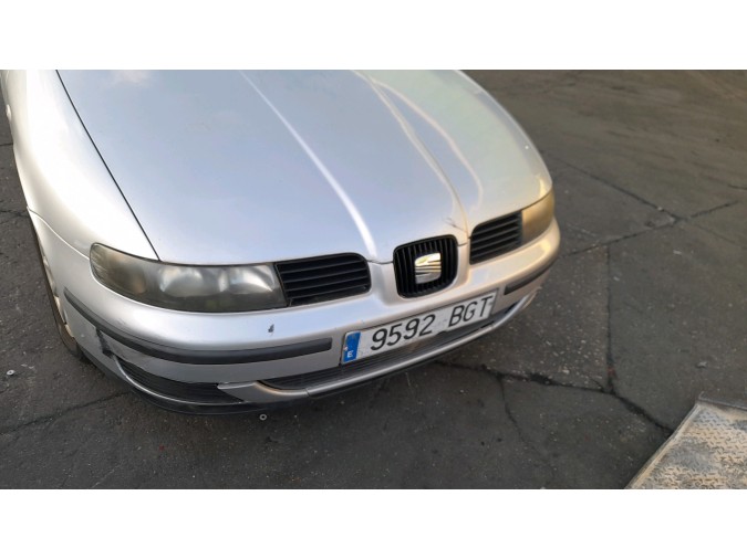 ELEVALUNAS DELANTERO DERECHO SEAT LEON 2001