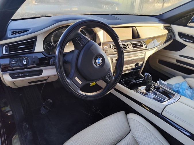 BMW SERIE 7 AÑO 2010. 205.577 KILOMETROS