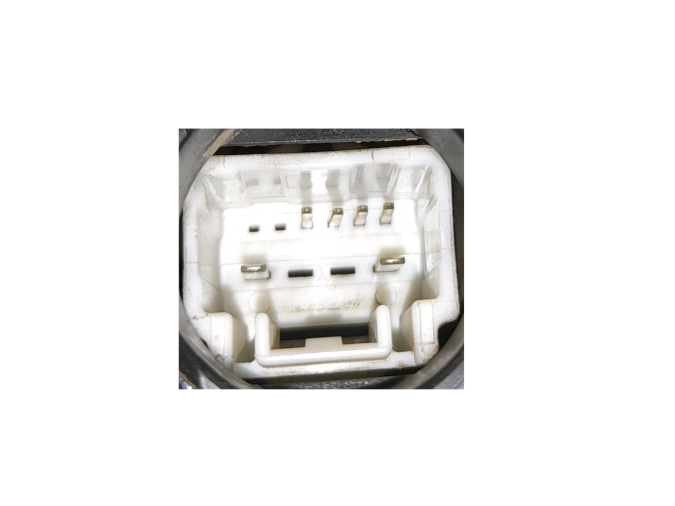 CERRADURA PUERTA DELANTERA IZQUIERDA TOYOTA LAND CRUISER 2010