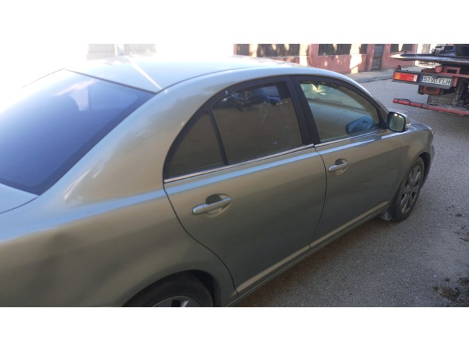 PARAGOLPES DELANTERO TOYOTA AVENSIS 2007