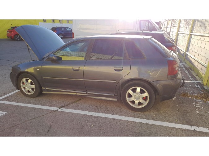 MANDO ELEVALUNAS DELANTERO DERECHO AUDI A3 2000