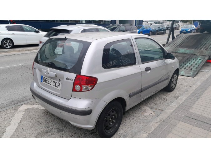 FARO ANTINIEBLA TRASERO IZQUIERDO HYUNDAI GETZ 2002