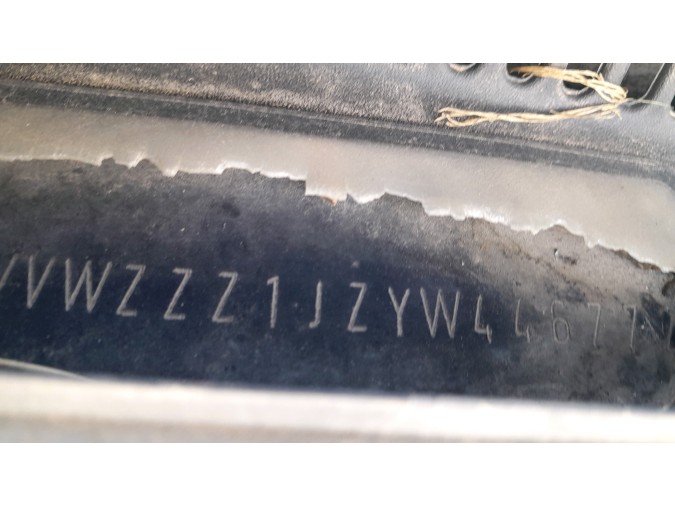 TRANSMISIÓN DELANTERA IZQUIERDA VOLKSWAGEN BORA 2000