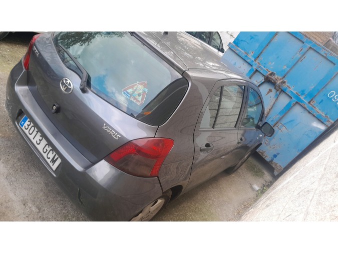 TRAVIESA TOYOTA YARIS 2008