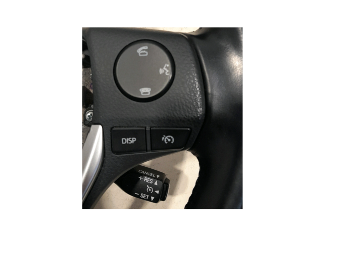 VOLANTE TOYOTA AURIS 2015