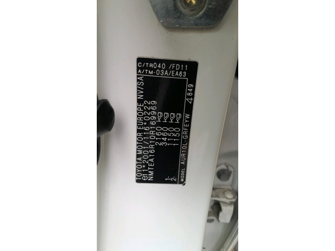pretensor trasero central TOYOTA COROLLA VERSO 2009