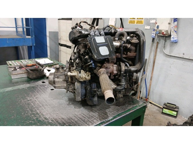 MOTOR CON ACCESORIOS Y CAJA DE CAMBIOS PEUGEOT 307 2003