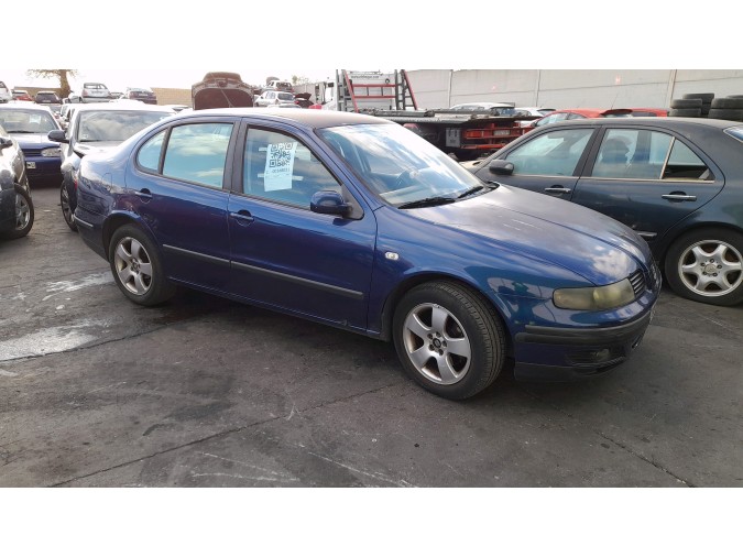 MANDO ELEVALUNAS DELANTERO DERECHO SEAT TOLEDO 2002