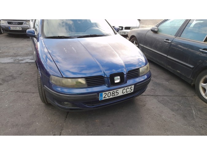 MANDO ELEVALUNAS DELANTERO DERECHO SEAT TOLEDO 2002
