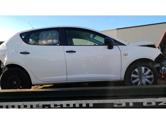 Cinturón de seguridad trasero central SEAT IBIZA 2013