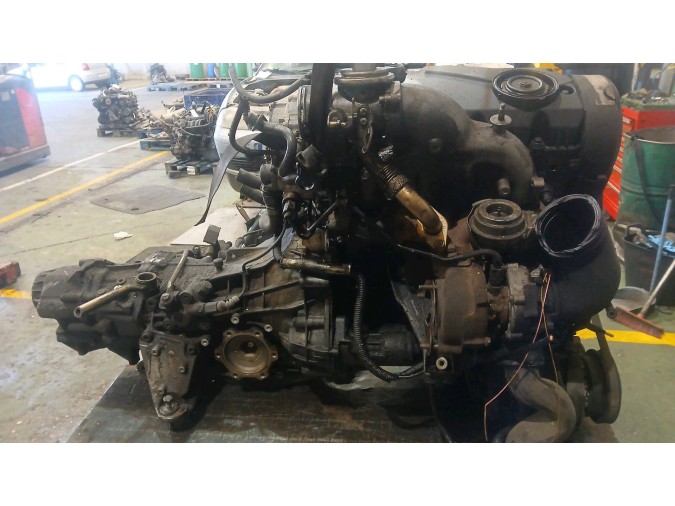 Motor VOLKSWAGEN BASSAT 109 TDI 6V 2004