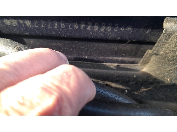 ELEVALUNAS TRASERO DERECHO VOLKSWAGEN BASSAT 109 TDI 6V 2004