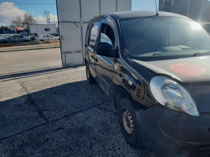 Coche despiece completo RENAULT KANGOO 00147726