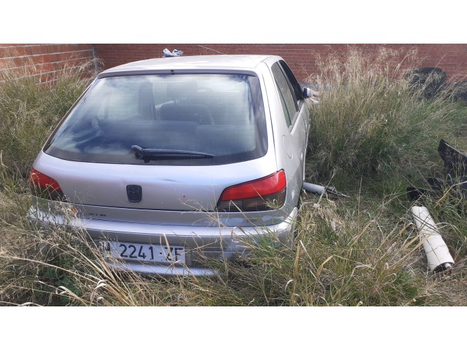 PRETENSOR CINTURÓN DELANTERO IZQUIERDO PEUGEOT 306 2000