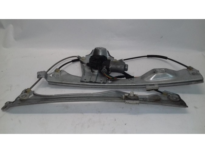 ELEVALUNAS DELANTERO DERECHO RENAULT CLIO 2010