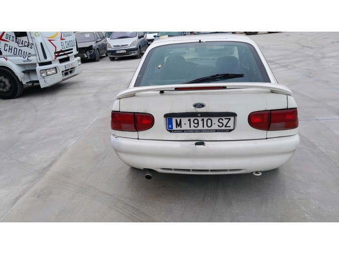 Autorradio FORD ESCORT 1995