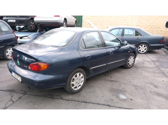 PILOTO INTERMITENTE LATERAL DELANTERO IZQUIERDO HYUNDAI LANTRA 2000