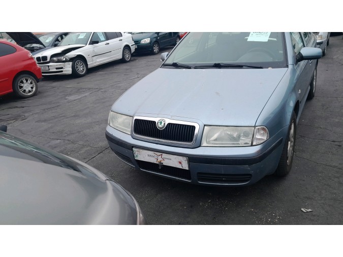 MANDO ELEVALUNAS DELANTERO DERECHO SKODA OCTAVIA 2003