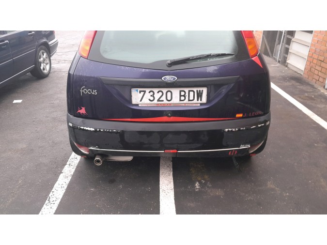 PANEL DELANTERO FORD FOCUS 2001