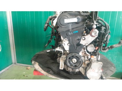 MOTOR CON ACCESORIOS Y CAJA DE CAMBIOS VOLKSWAGEN GOLF GTE 2015