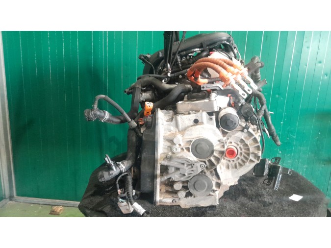 MOTOR CON ACCESORIOS Y CAJA DE CAMBIOS VOLKSWAGEN GOLF GTE 2015