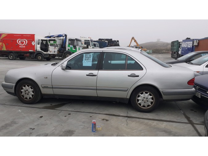 Cerradura guantera MERCEDES E 240 1997