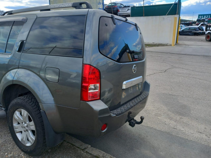 Coche despiece completo NISSAN PATHFINDER 00148942