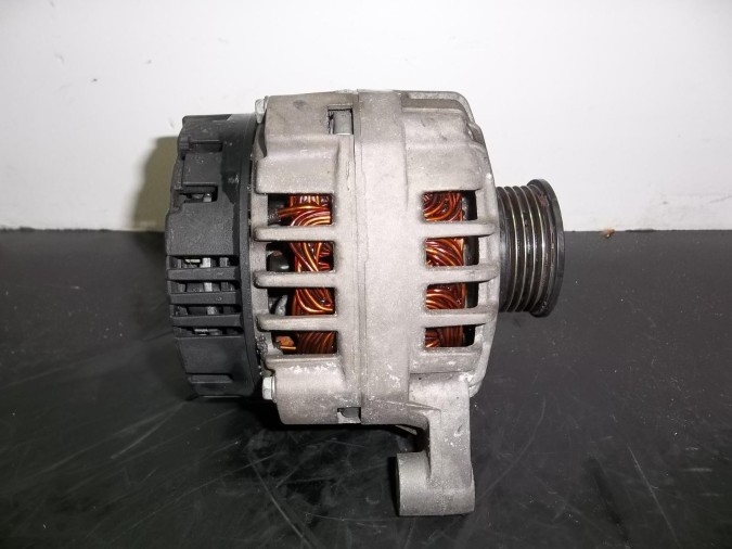 Alternador AUDI A4 1998