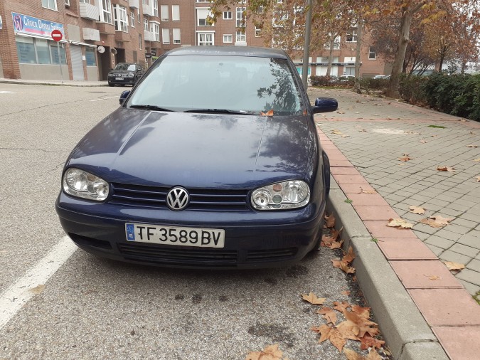Intercooler VOLKSWAGEN GOLF 1999