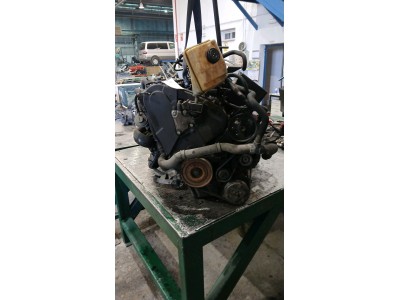 Motor PEUGEOT 306 2001