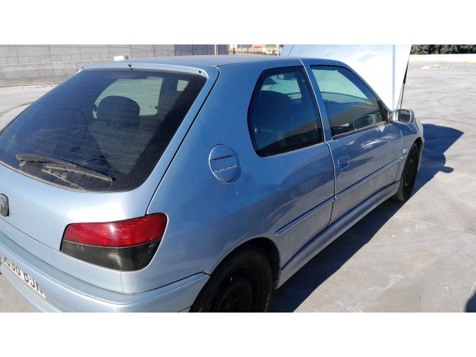 AIRBAG DELANTERO DERECHO PEUGEOT 306 2001