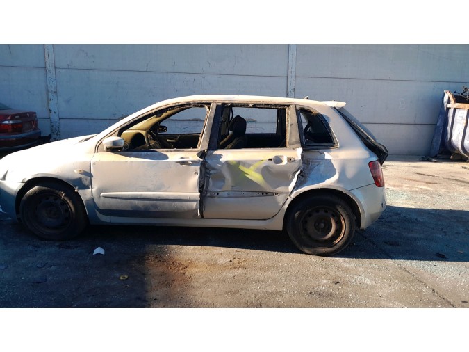 CERRADURA PUERTA TRASERA IZQUIERDA FIAT STILO 2002