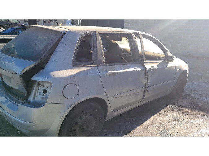 CERRADURA PUERTA TRASERA IZQUIERDA FIAT STILO 2002