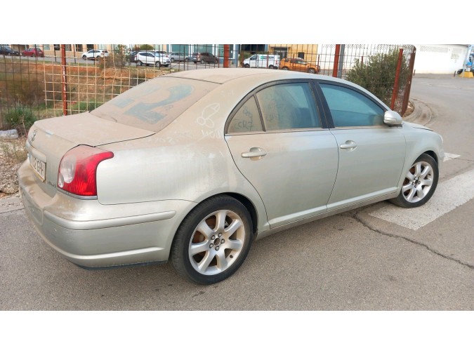 ALETA DELANTERA DERECHA TOYOTA AVENSIS 2008