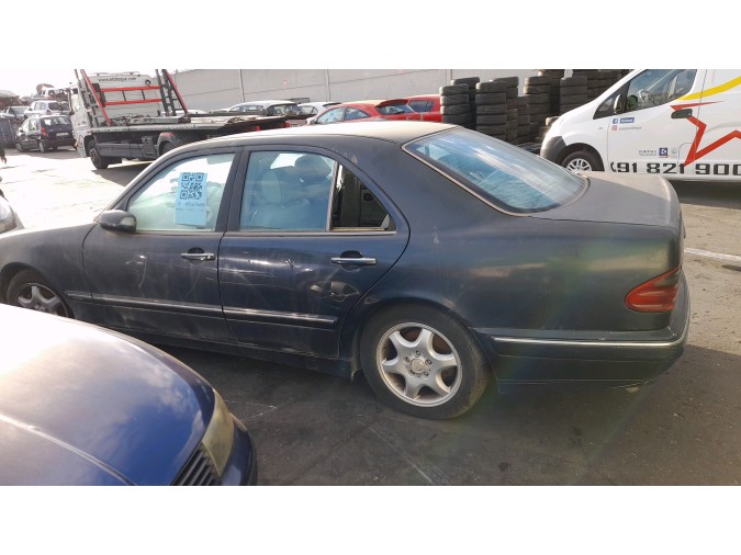ELEVALUNAS DELANTERO IZQUIERDO MERCEDES E 320 CDI 2000