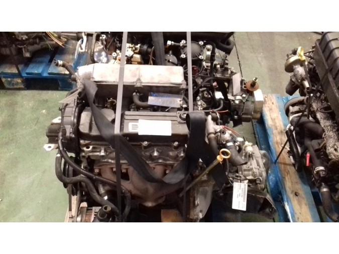 Motor color Negro OPEL CORSA 1995