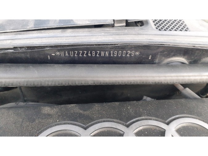 MANDO ELEVALUNAS DELANTERO DERECHO AUDI A6 1998