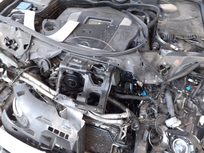 Coche despiece completo MERCEDES CLASE CLS 00149334